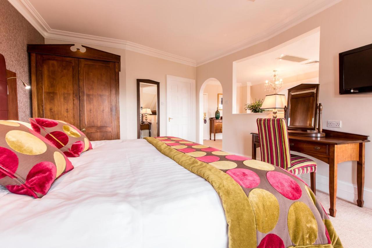 The Culloden Estate And Spa Holywood  Exterior photo A bedroom at the hotel