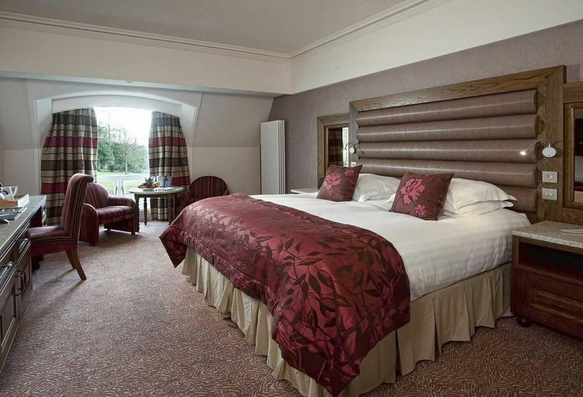 The Culloden Estate And Spa Holywood  Exterior photo A bedroom at the hotel